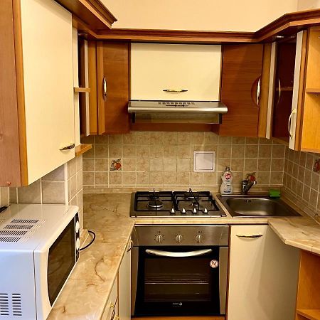 Stara Louka Apartments 卡罗维发利 外观 照片